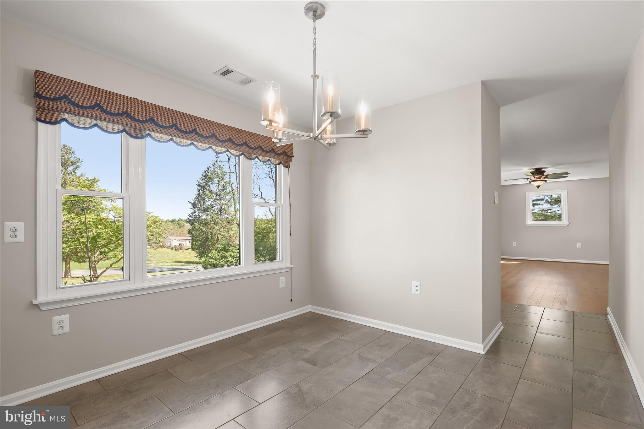 2616 Quebec School Road Middletown, MD 21769 - Photo 15 of 133 Dining Room