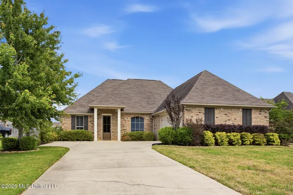 $335,000 | 223 Falls Crossing, Madison, MS 39110