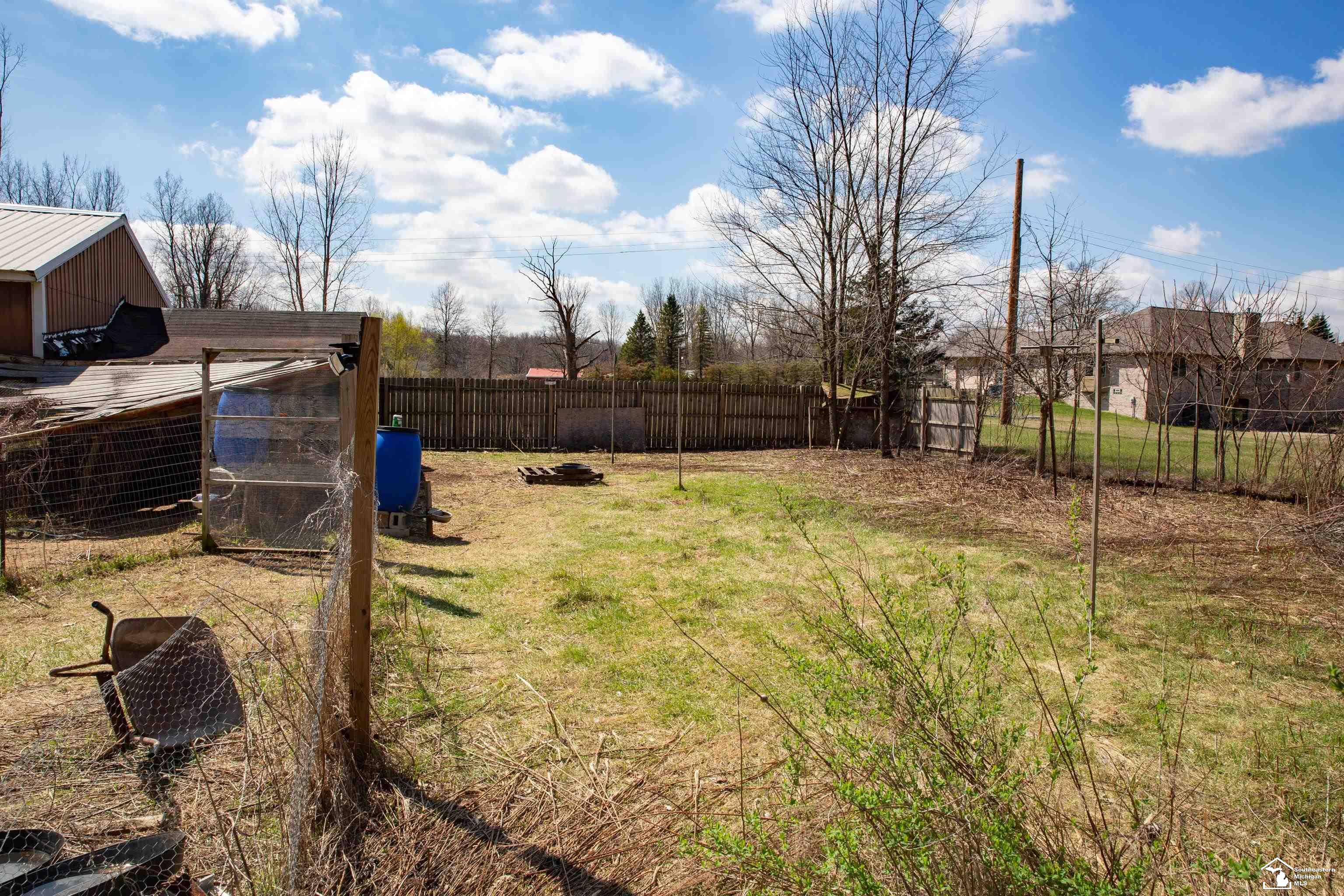 47106 Wear Road Belleville, MI 48111 - Photo 12 of 29 Gallery Image 12