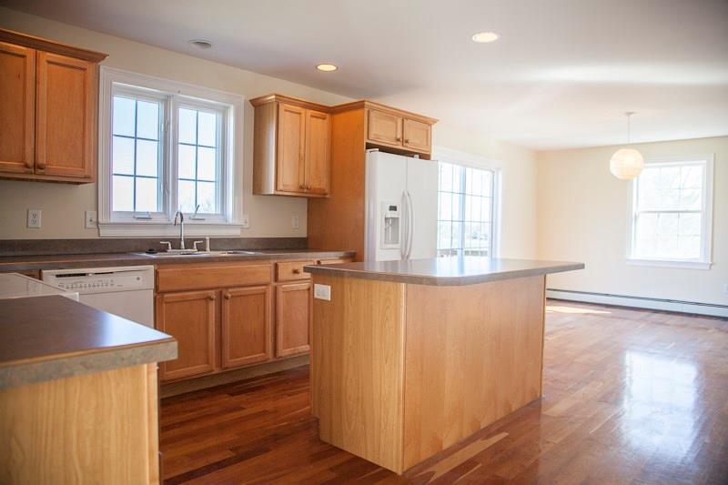 139 Wescott Road South Portland, ME 04106 - Photo 9 of 35 Photo