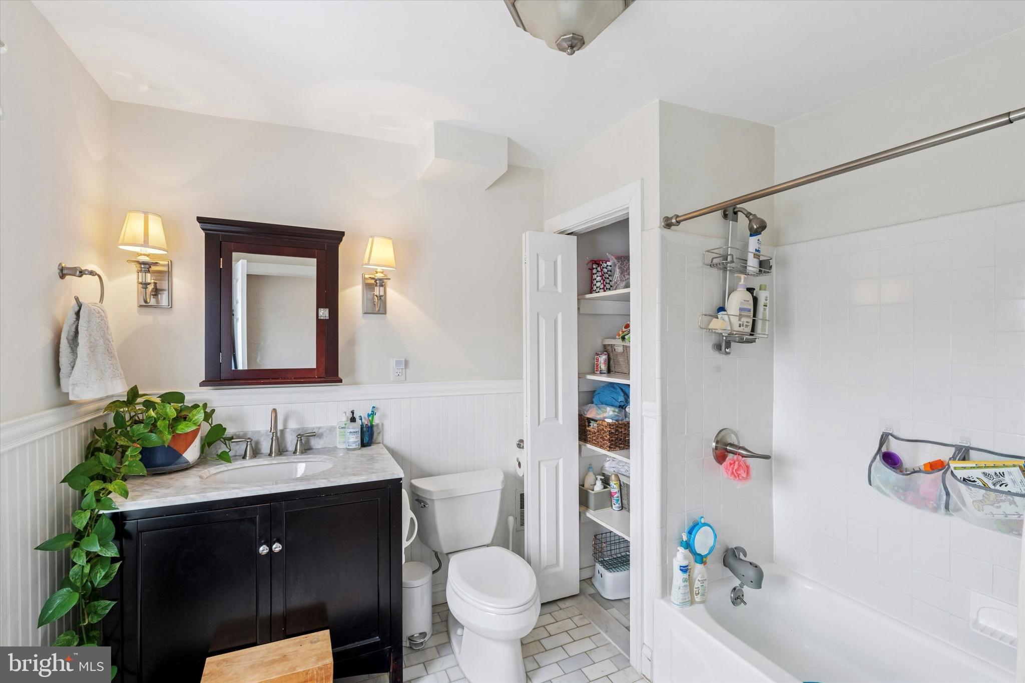 602 North 21st Street Philadelphia, PA 19130 - Photo 25 of 38