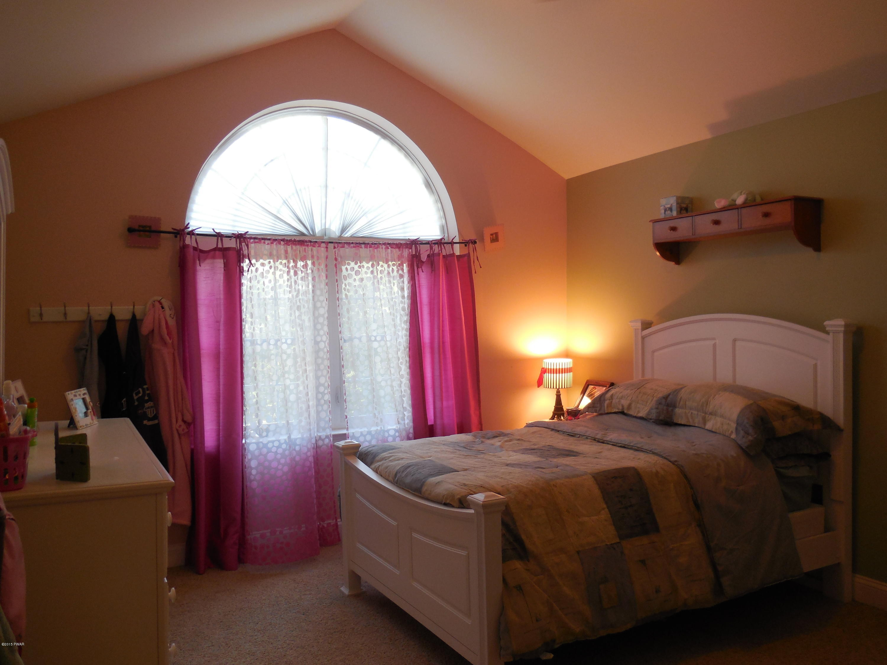 236 Log Tavern Road Milford, PA 18337 - Photo 39 of 71 Gallery Image 39