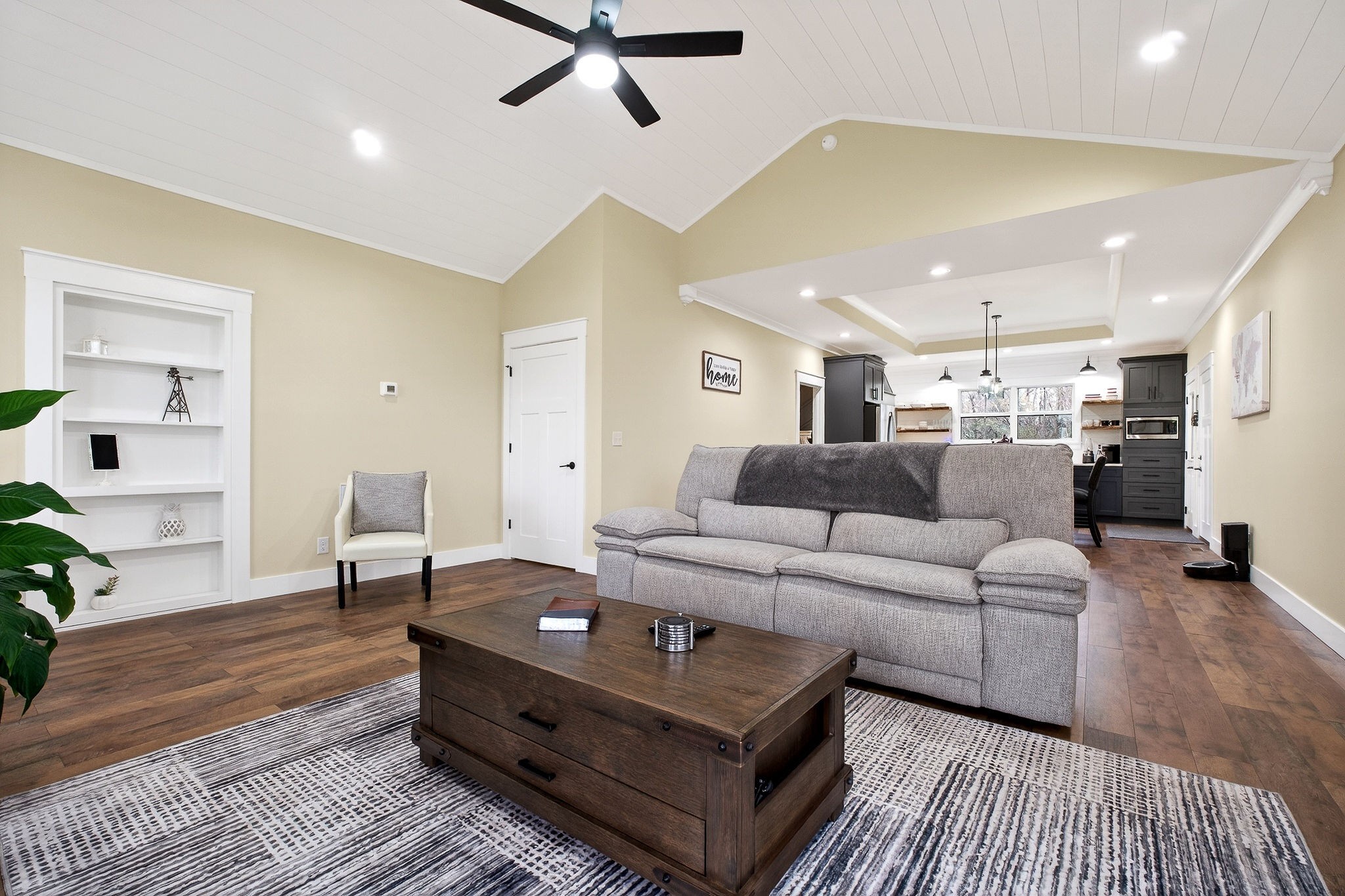 381 Rivercliff Road McMinnville, TN 37110 - Photo 13 of 46 a living room with furniture and a wooden floor
