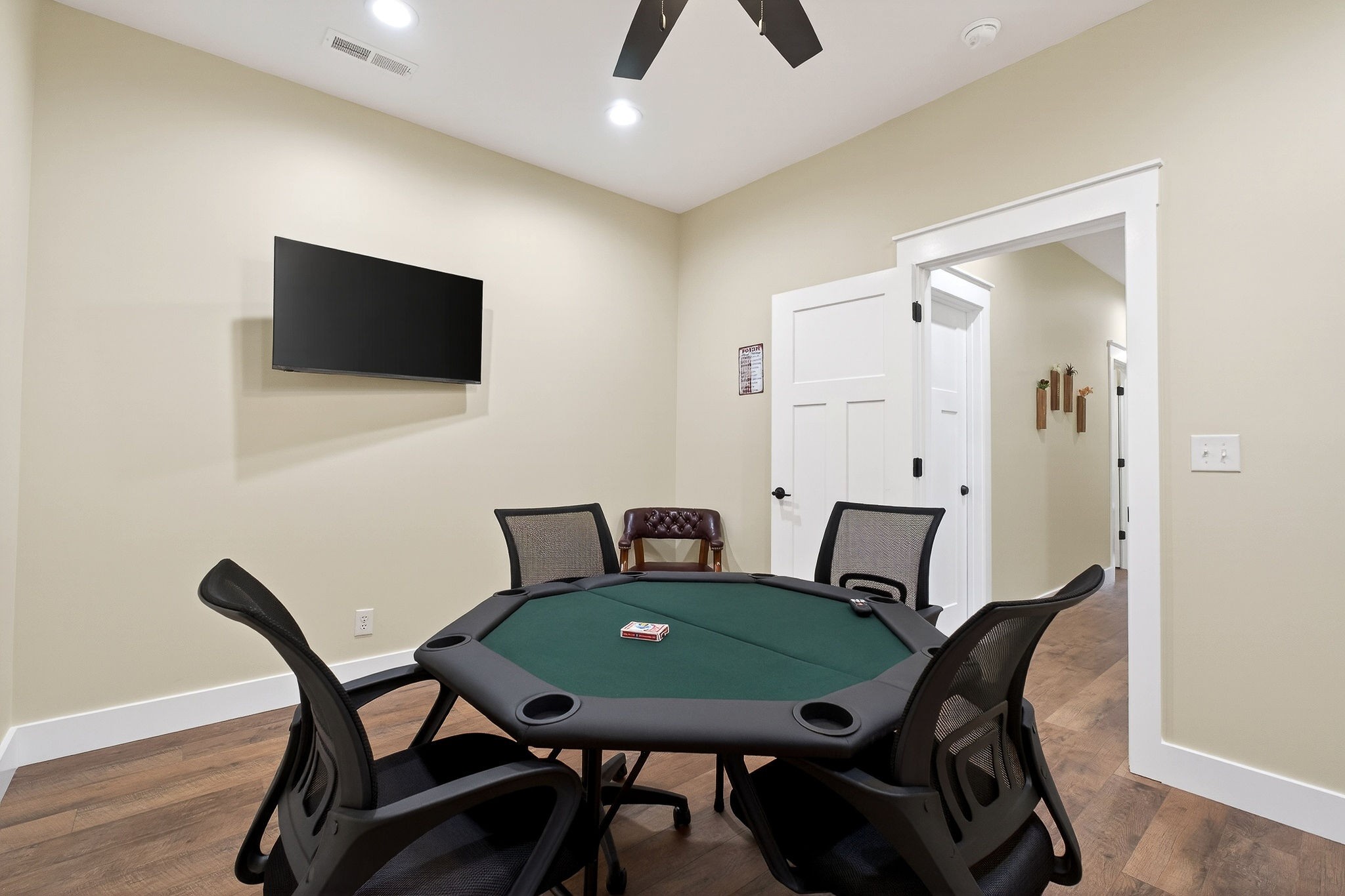 381 Rivercliff Road McMinnville, TN 37110 - Photo 41 of 46 a view of a dining room with furniture