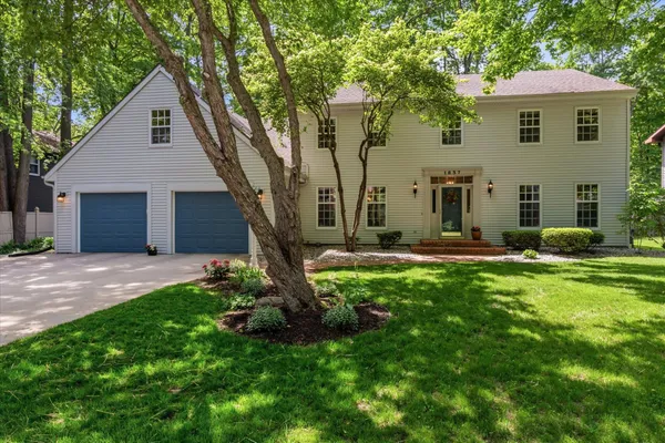 $489,000 | 1837 South Lee Street, Appleton, WI 54915