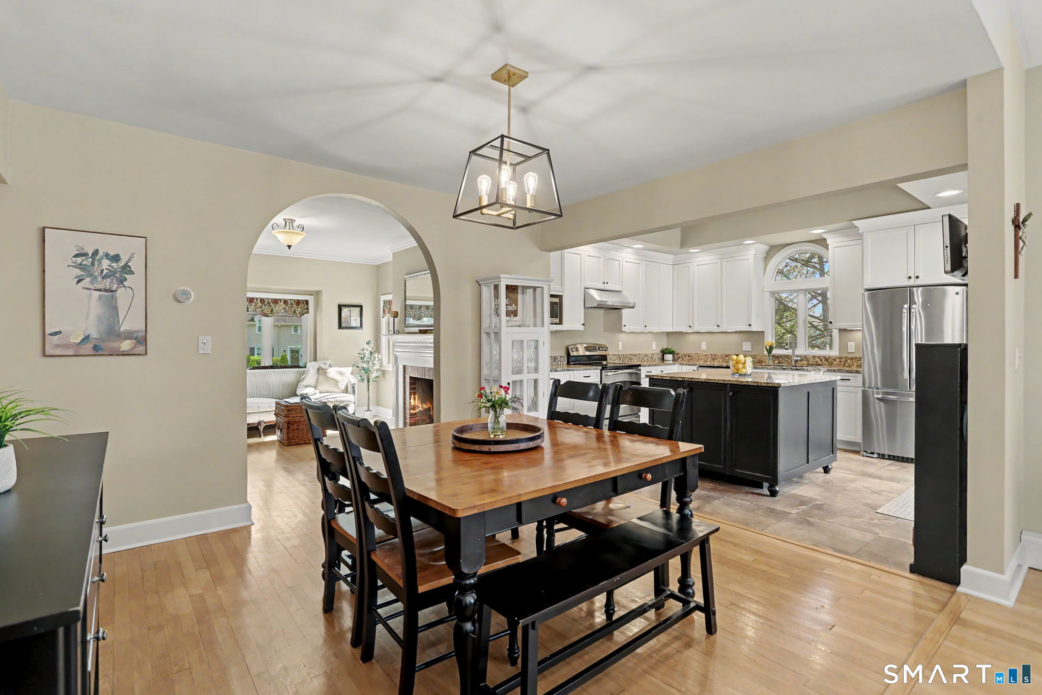 78 Chestnut Hill Road Trumbull, CT 06611 - Photo 6 of 36