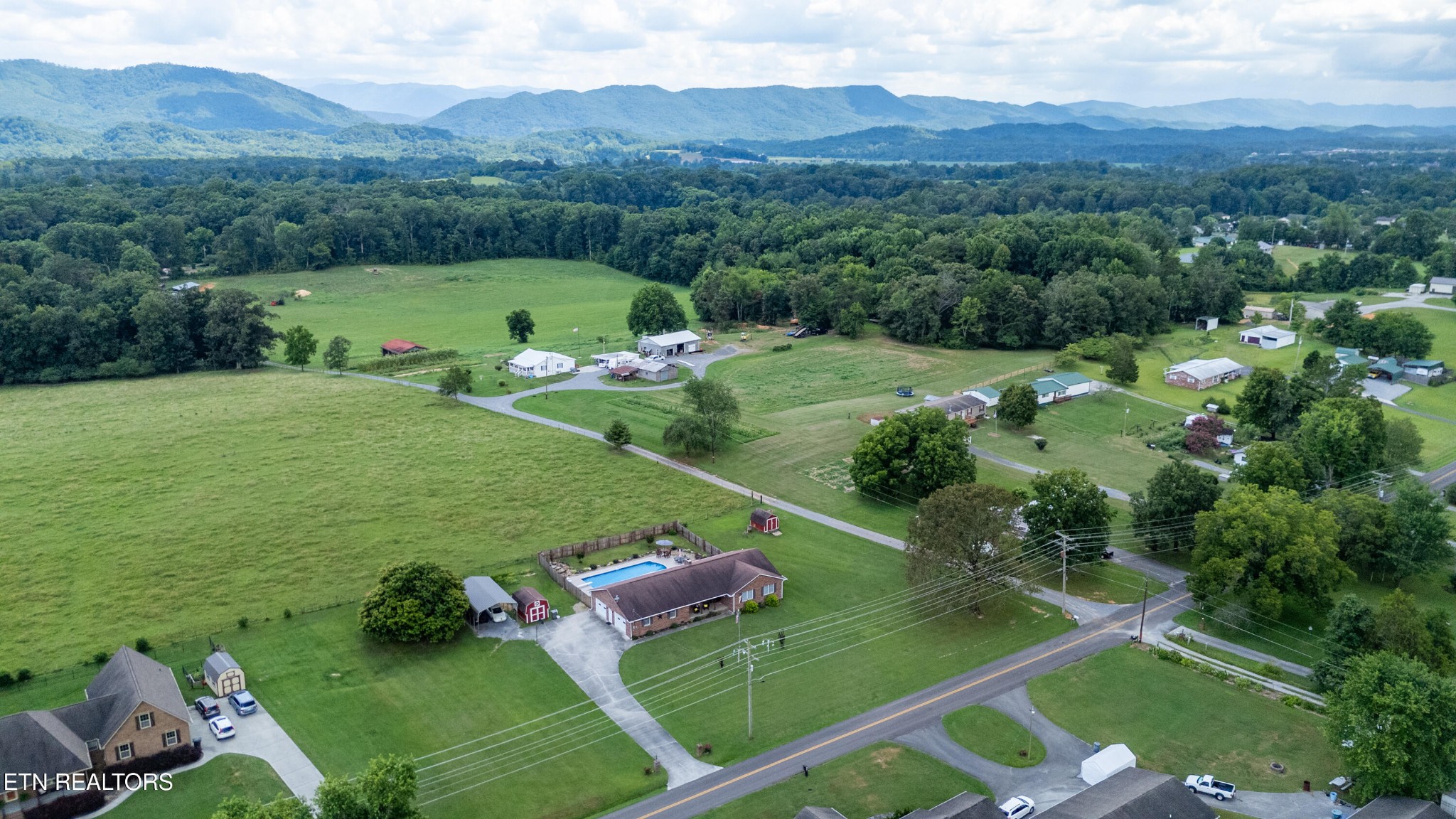 4516 Pea Ridge Road Maryville, TN 37804 - Photo 42 of 49 Gallery Image 42
