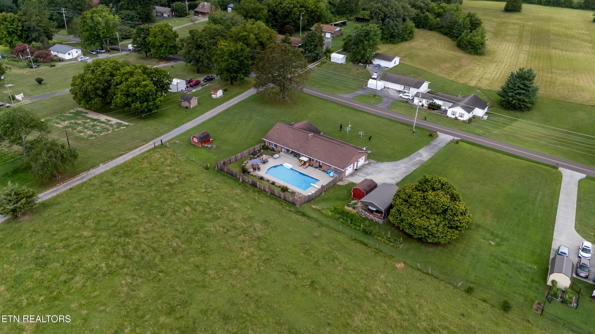 4516 Pea Ridge Road Maryville, TN 37804 - Photo 44 of 49 Gallery Image 44