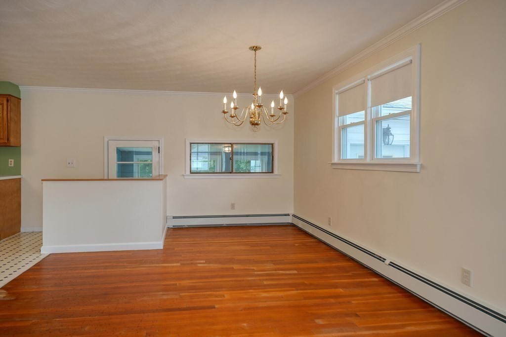 88 Edgewood Road Shrewsbury, MA 01545 - Photo 9 of 23 Gallery Image 9