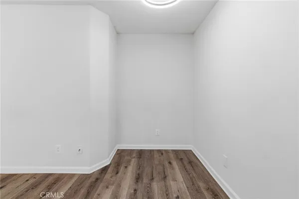$2,800 | 18209 Sierra Highway, Unit 30, Canyon Country, CA 91351