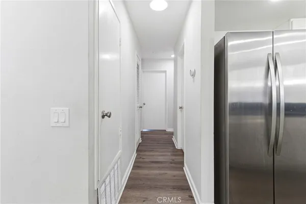 $2,800 | 18209 Sierra Highway, Unit 30, Canyon Country, CA 91351