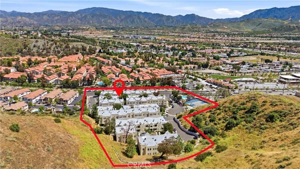 $2,800 | 18209 Sierra Highway, Unit 30, Canyon Country, CA 91351