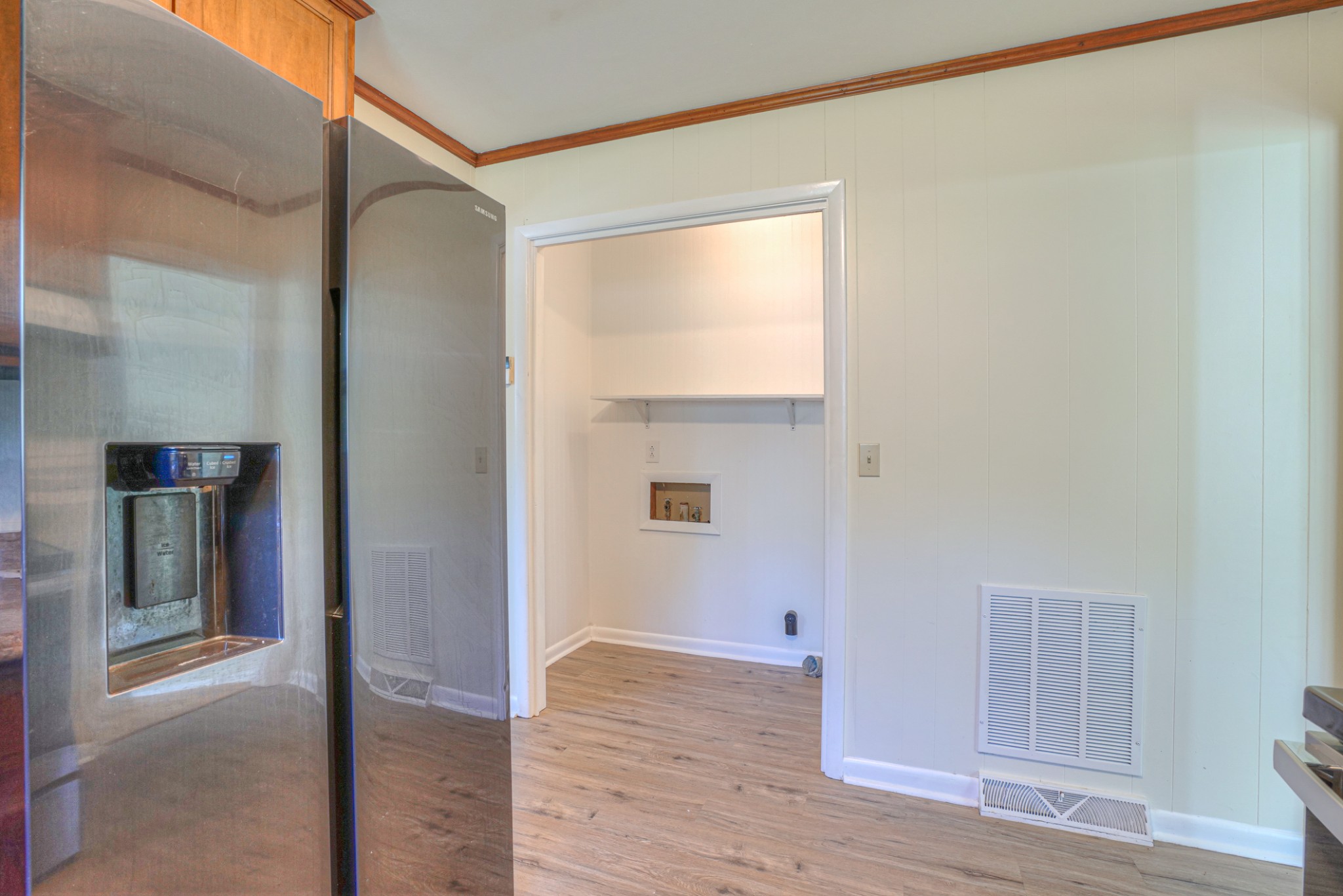 1827 Middle Tennessee Boulevard Murfreesboro, TN 37130 - Photo 19 of 21 a view of hallway with wooden floor
