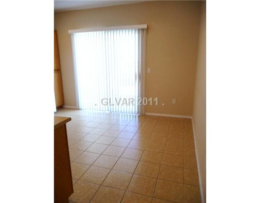 3048 Monroe Park Road Henderson, NV 89052 - Photo 4 of 22 Kitchen.