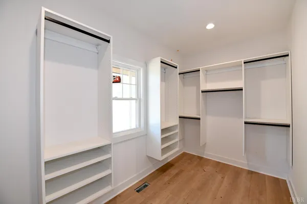 $769,900 | 165 Sassafras Court, Moneta, VA 24121