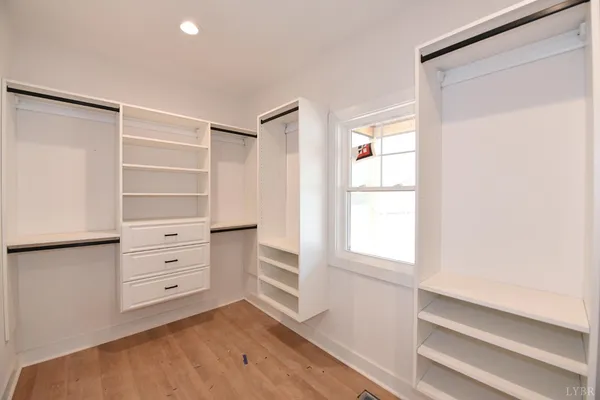 $769,900 | 165 Sassafras Court, Moneta, VA 24121