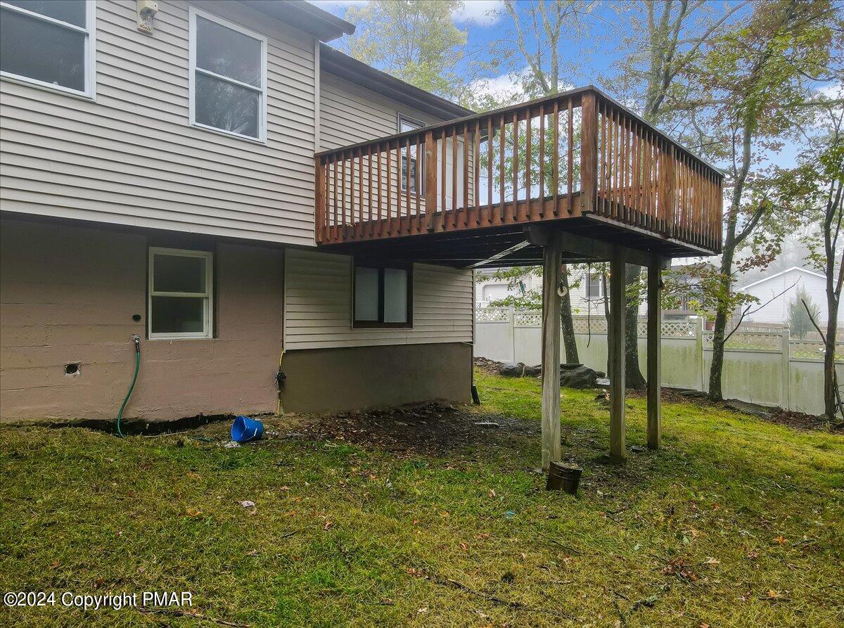 4860 Pine Ridge Drive East Bushkill, PA 18324 - Photo 46 of 55 4860 W Pine Ridge Drive