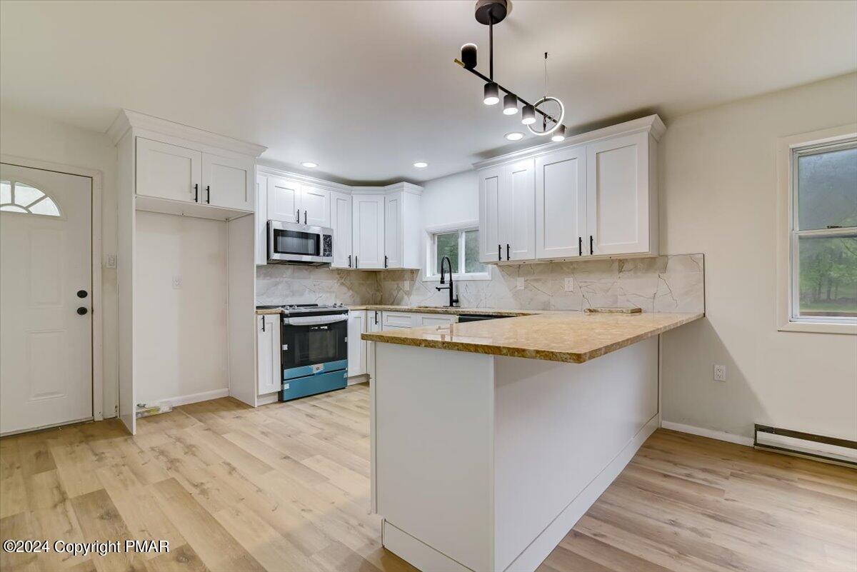 4860 Pine Ridge Drive East Bushkill, PA 18324 - Photo 8 of 55 4860 W Pine Ridge Drive