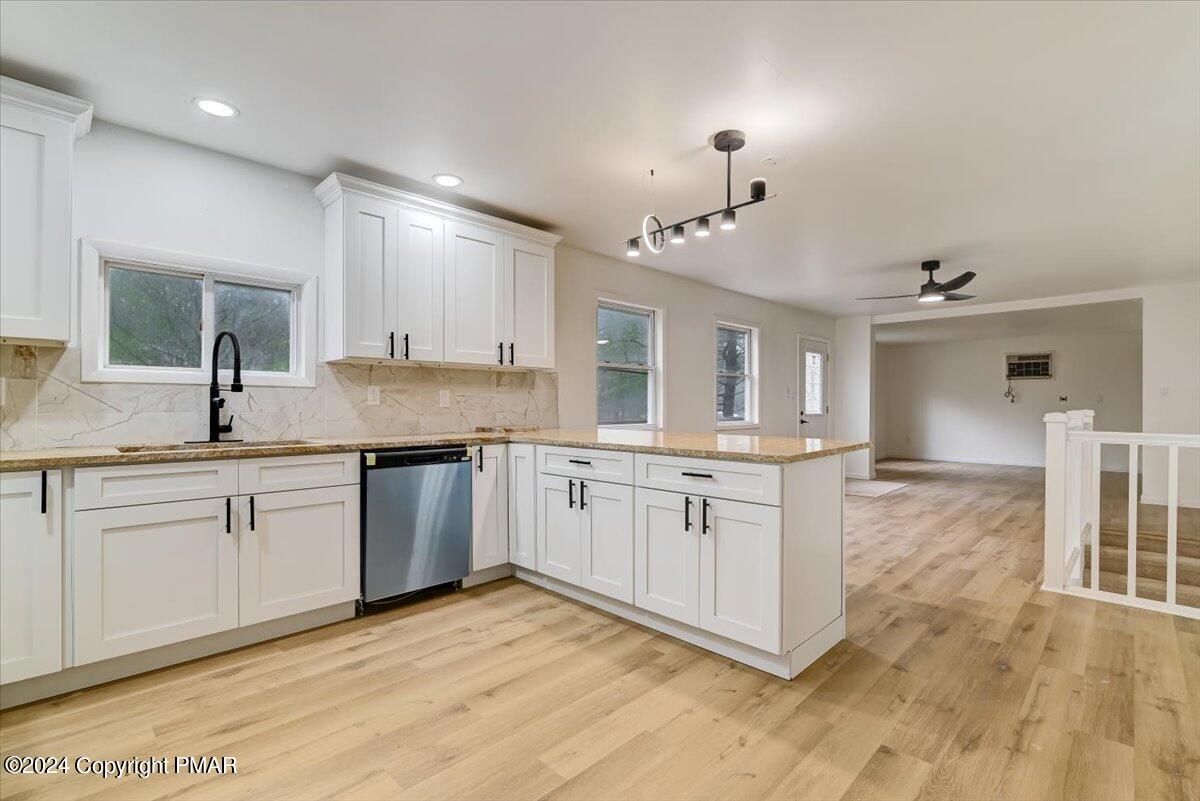 4860 Pine Ridge Drive East Bushkill, PA 18324 - Photo 9 of 55 4860 W Pine Ridge Drive