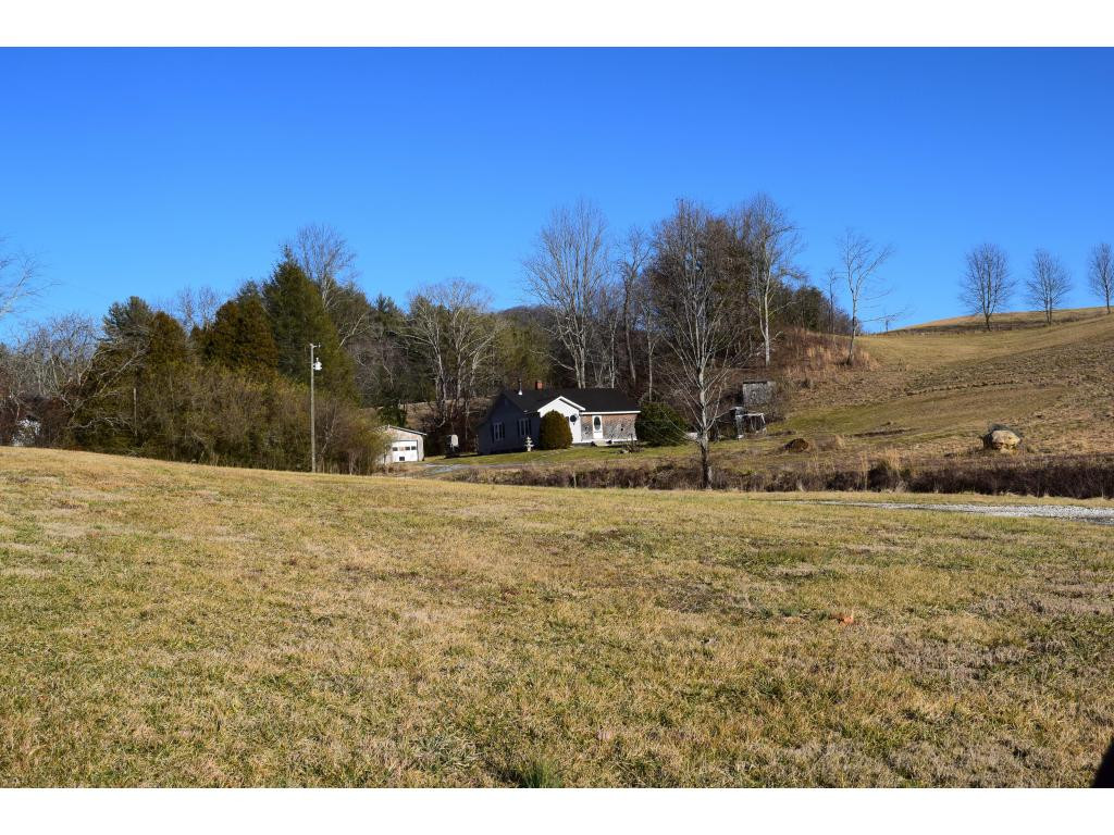 104 Ottie Tilson Road Erwin, TN 37650 - Photo 4 of 22 Photo 4
