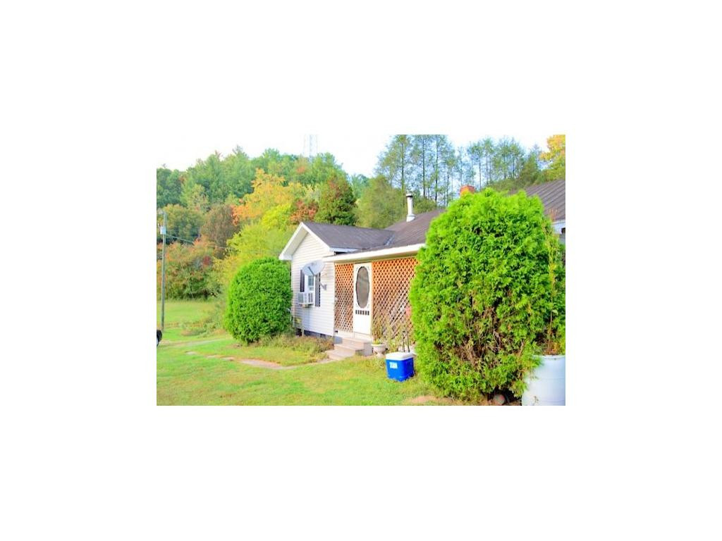 104 Ottie Tilson Road Erwin, TN 37650 - Photo 6 of 22 Photo 6