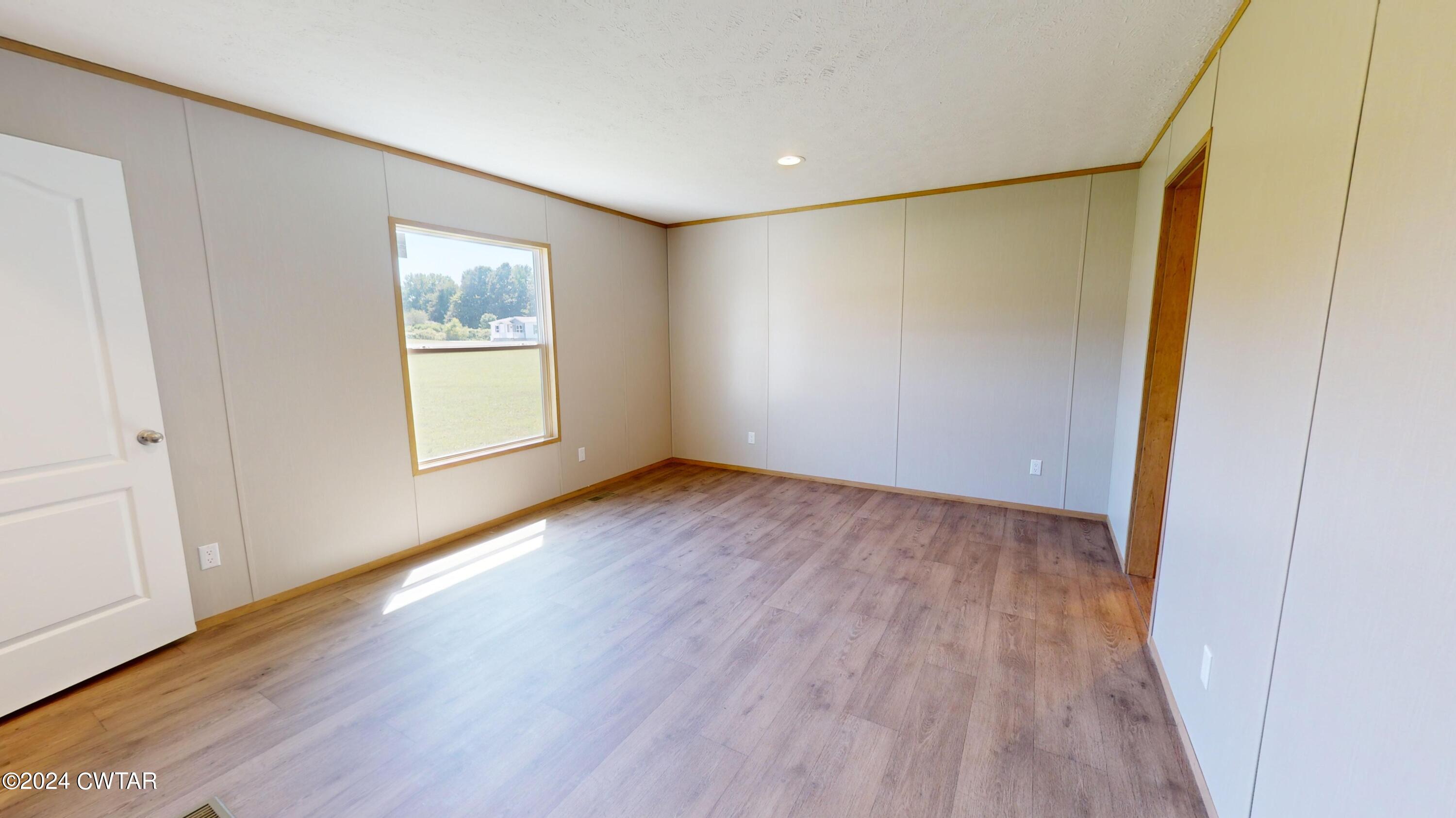 425 Peckerwood Point Road Newbern, TN 38059 - Photo 9 of 27 425-Peckerwood-Point-Rd-08232024_151252