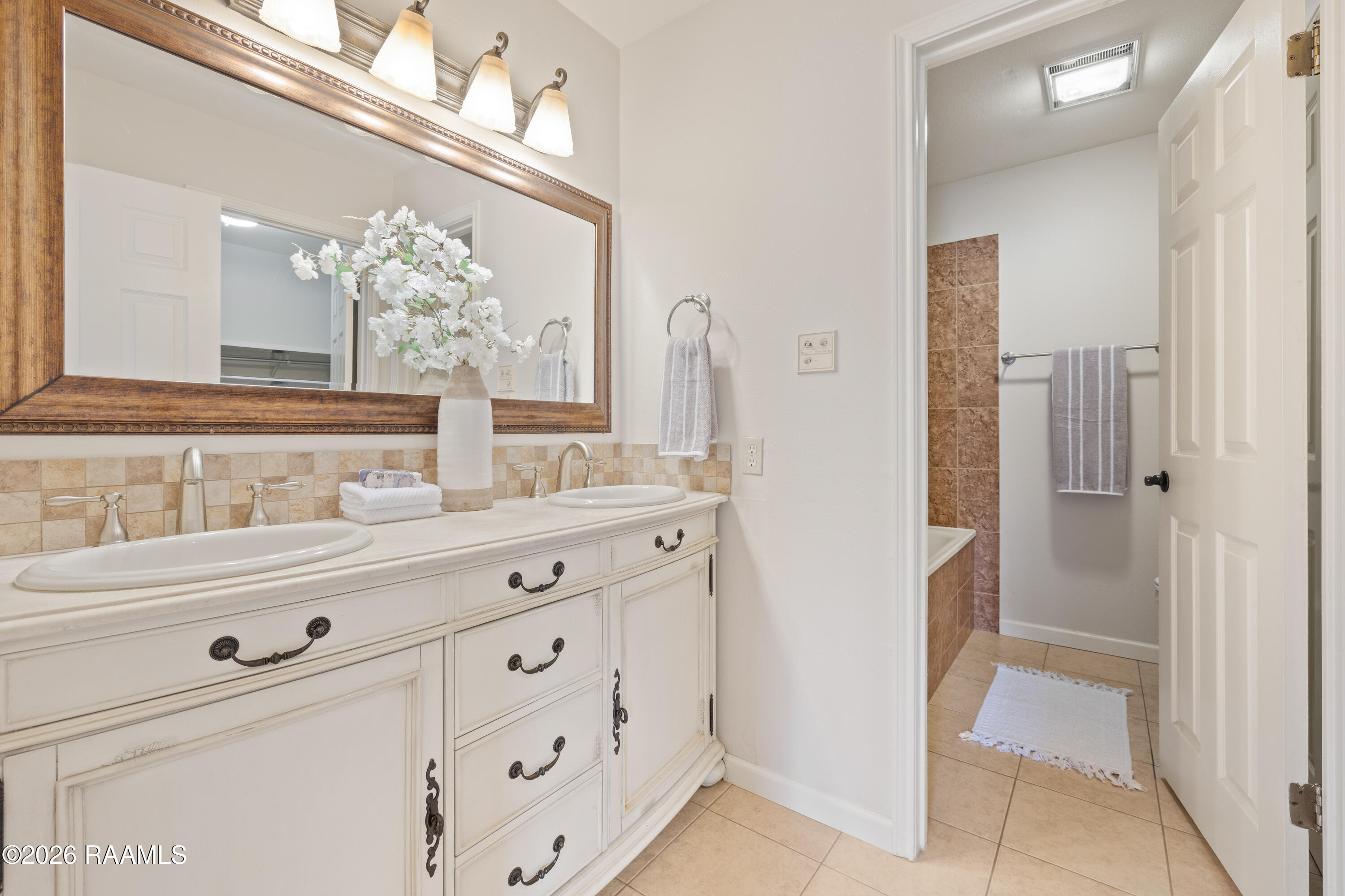 416 Doucet Road, Unit 5F Lafayette, LA 70503 - Photo 5 of 6