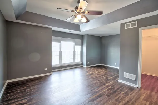 $2,650 | 2378 Georgetown Circle, Aurora, IL 60503