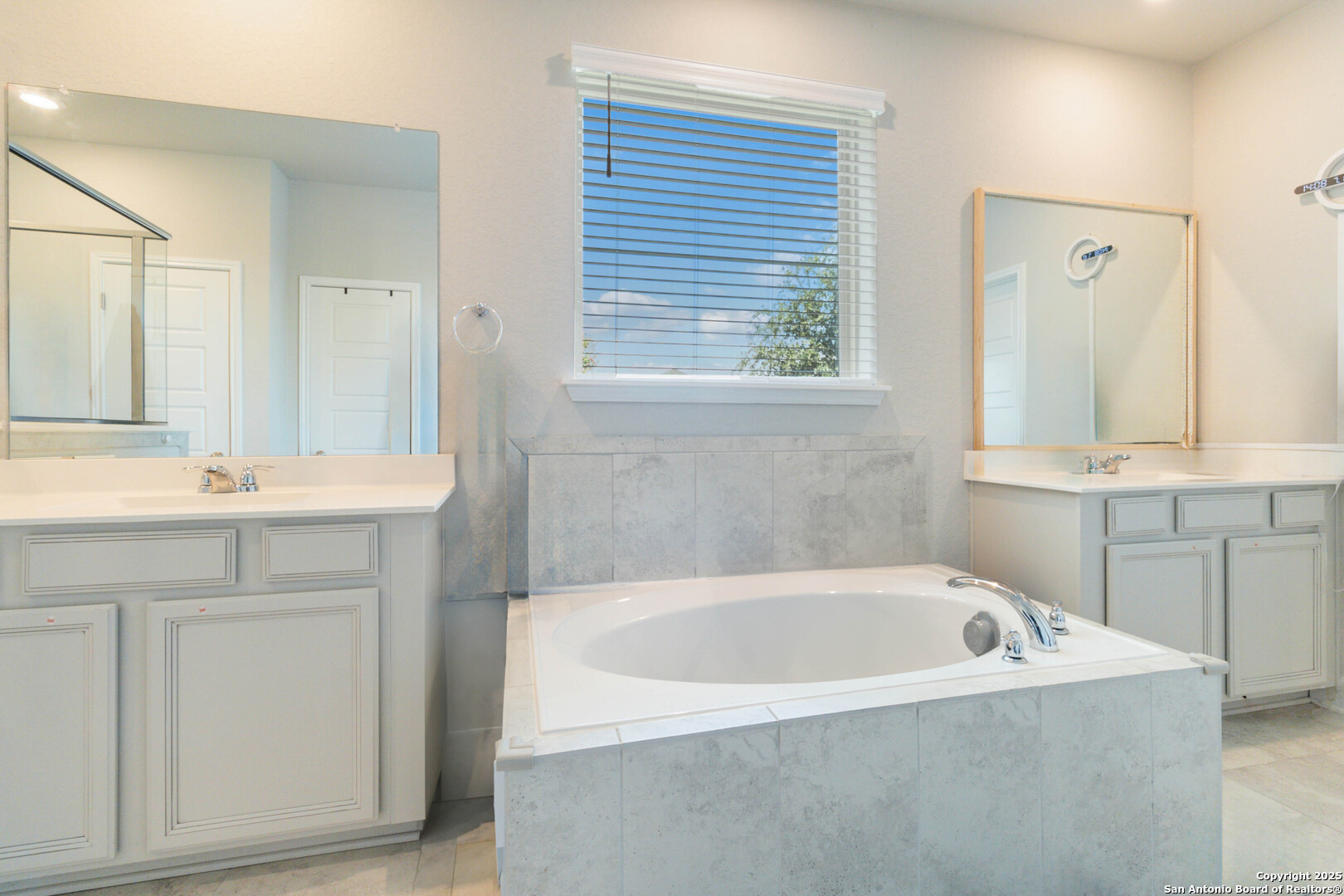 2210 Castello Way San Antonio, TX 78259 - Photo 21 of 48 a white bath tub sitting next to a white sink