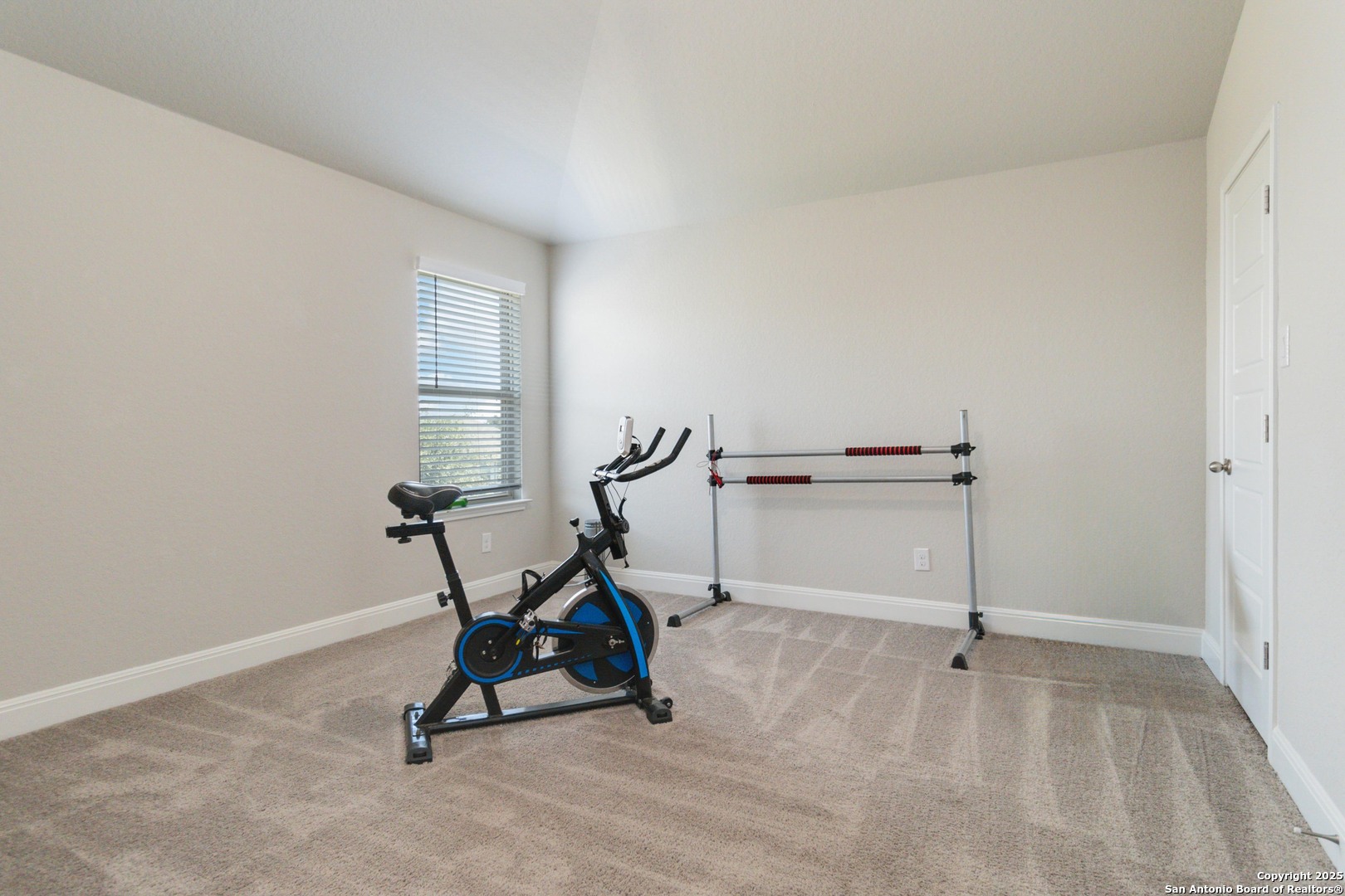 2210 Castello Way San Antonio, TX 78259 - Photo 35 of 48 a view of a room with gym equipment