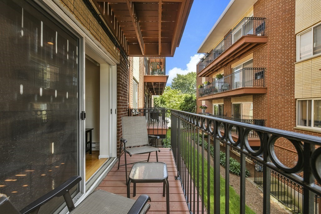 25 Custer Street, Unit 106 Boston, MA 02130 - Photo 19 of 22