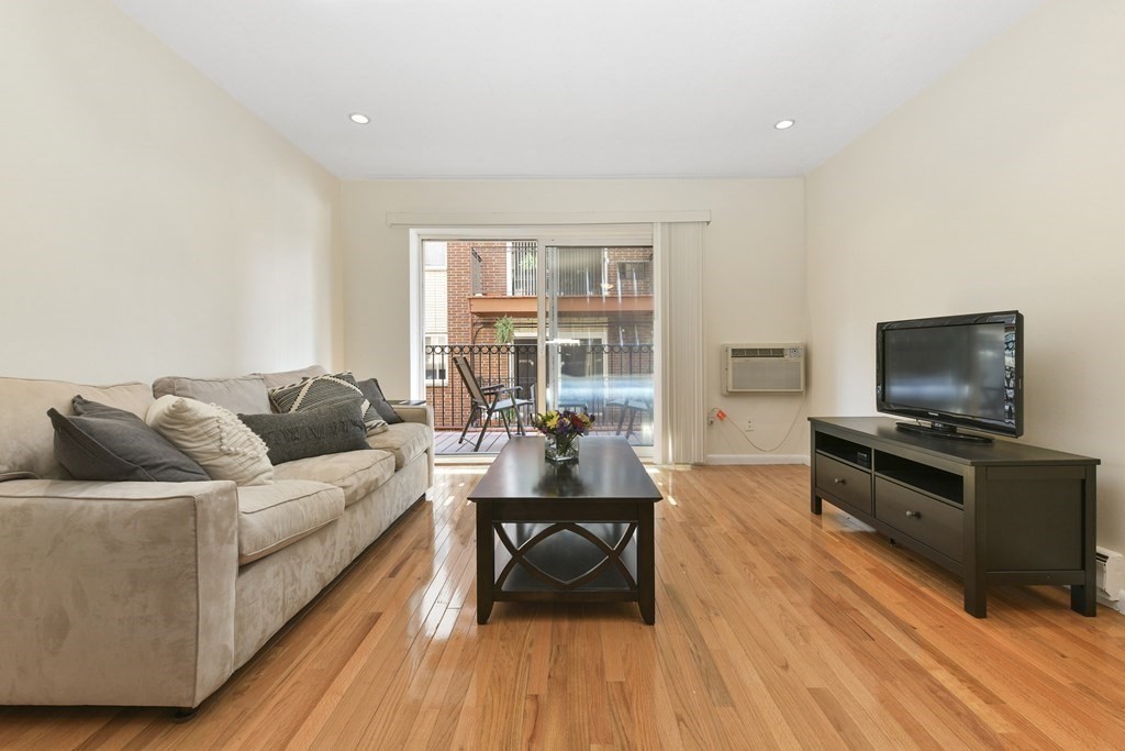 25 Custer Street, Unit 106 Boston, MA 02130 - Photo 2 of 22