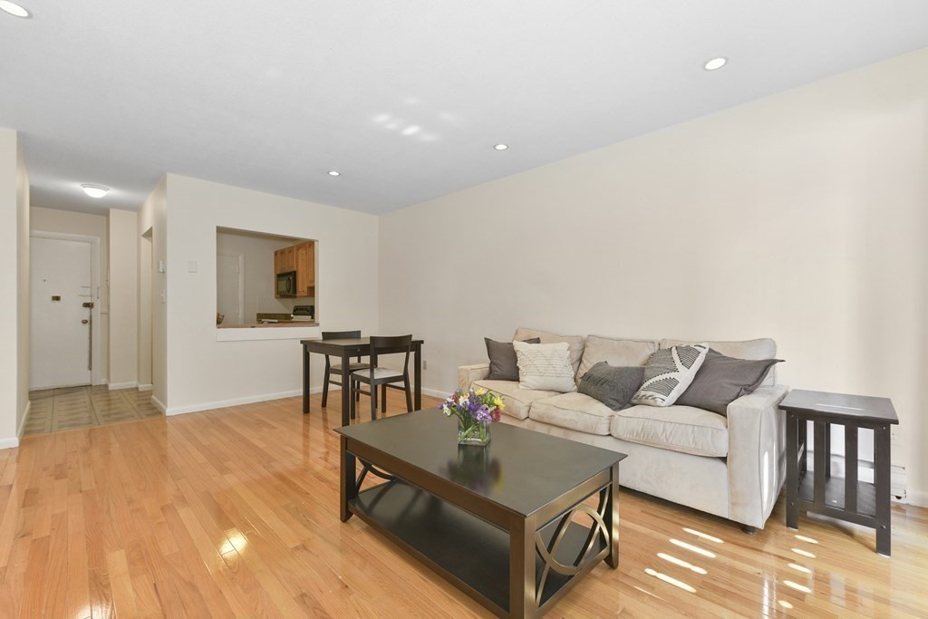 25 Custer Street, Unit 106 Boston, MA 02130 - Photo 4 of 22