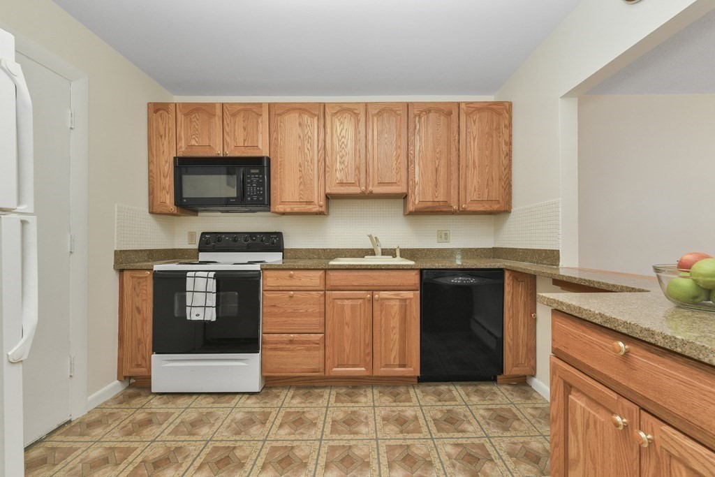 25 Custer Street, Unit 106 Boston, MA 02130 - Photo 10 of 22