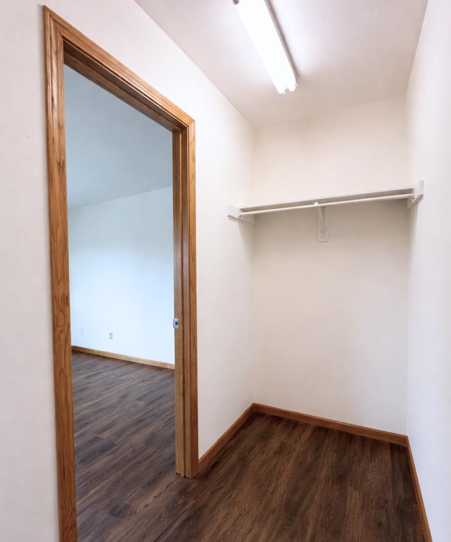 1706 Onsgard Road Madison, WI 53704 - Photo 10 of 11