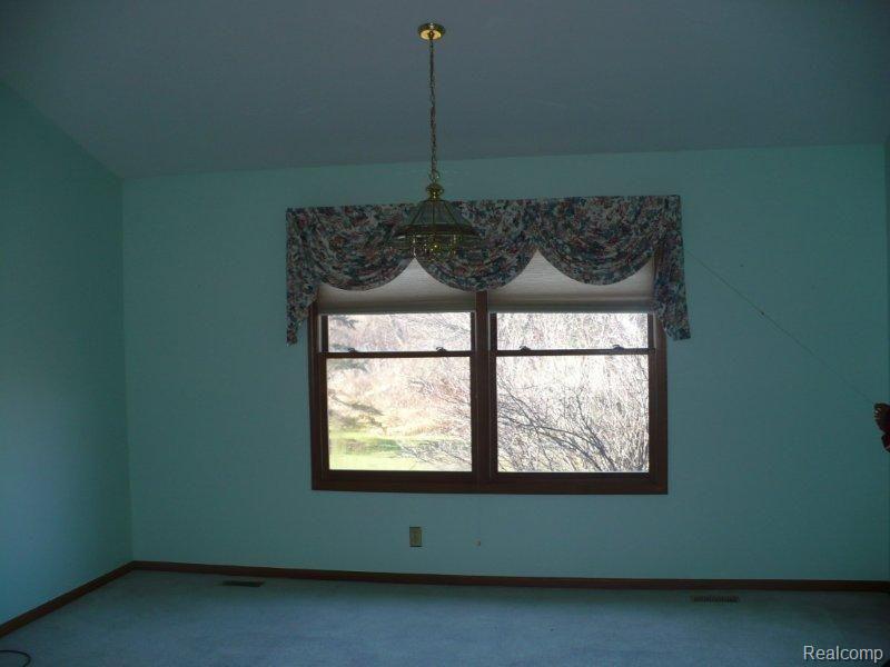 5355 Inverrary Lane Commerce Township, MI 48382 - Photo 12 of 25 P1020140