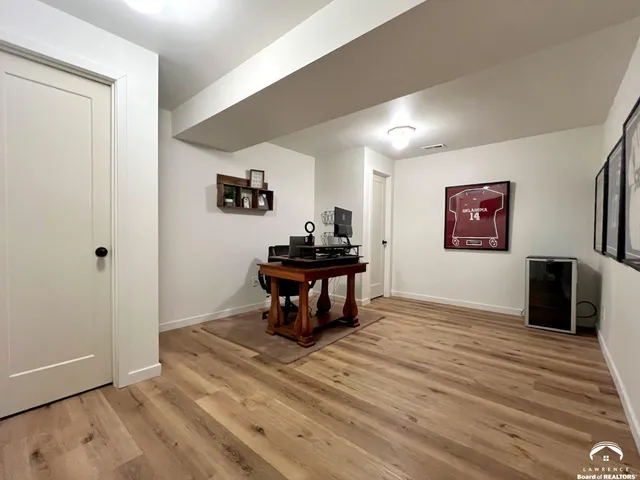 $379,900 | 3129 Ranger Drive, Lawrence, KS 66049