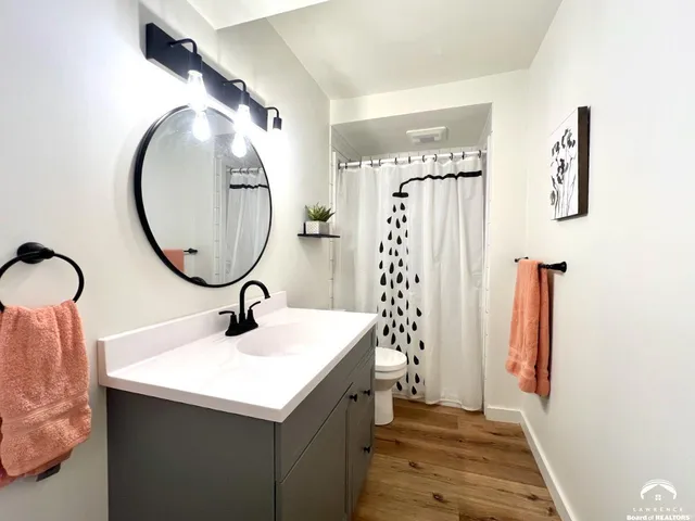 $379,900 | 3129 Ranger Drive, Lawrence, KS 66049