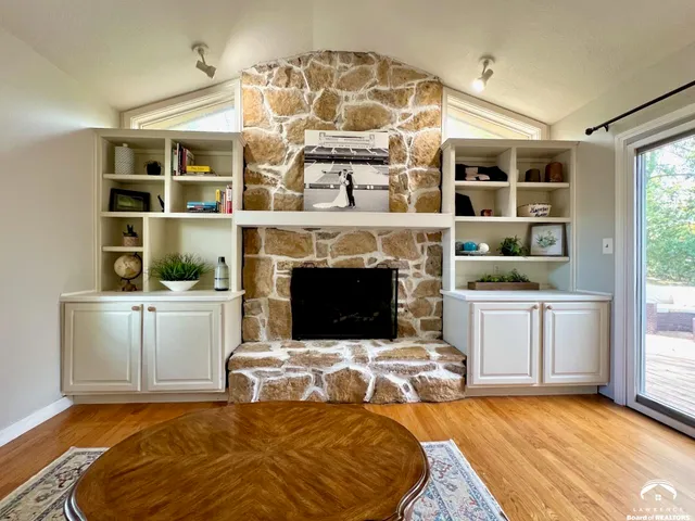 $379,900 | 3129 Ranger Drive, Lawrence, KS 66049