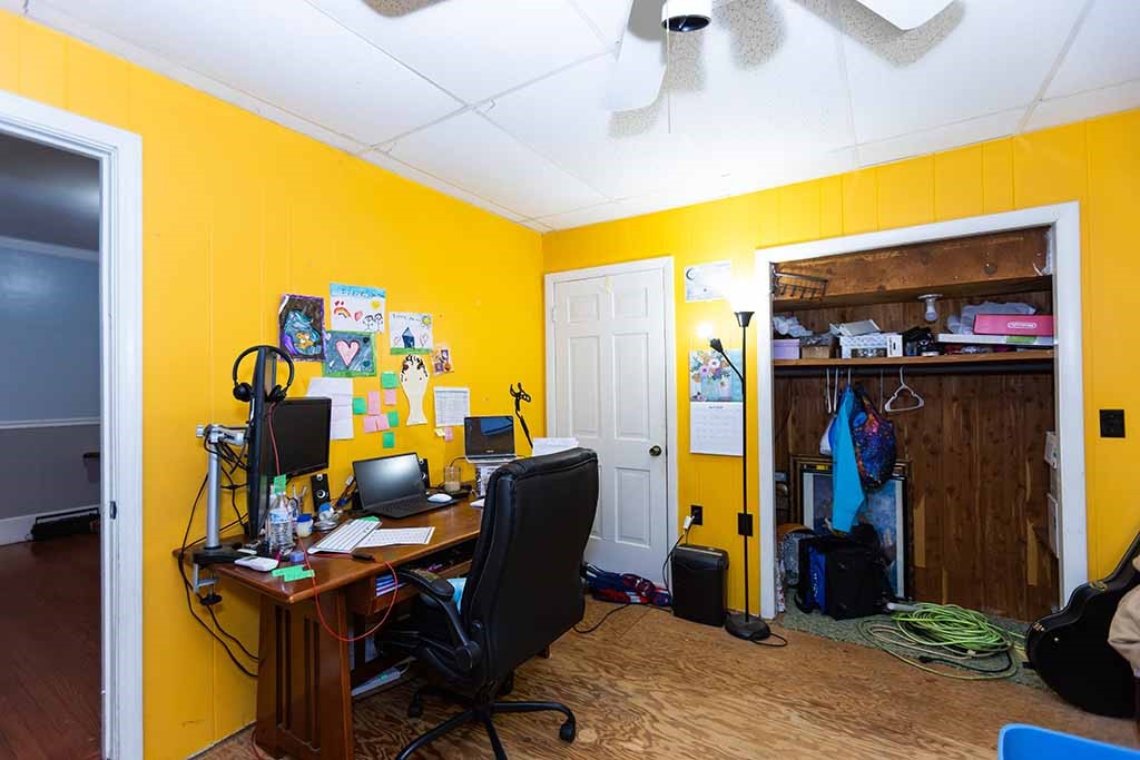 213 Hartford Pike Foster, RI 02825 - Photo 17 of 44