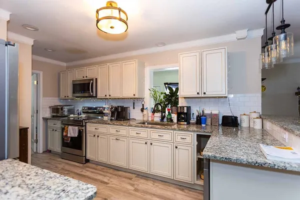 $450,000 | 213 Hartford Pike, Foster, RI 02825