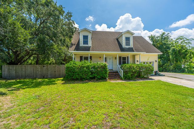 $520,000 | 1477 Theresa Drive, Charleston, SC 29412