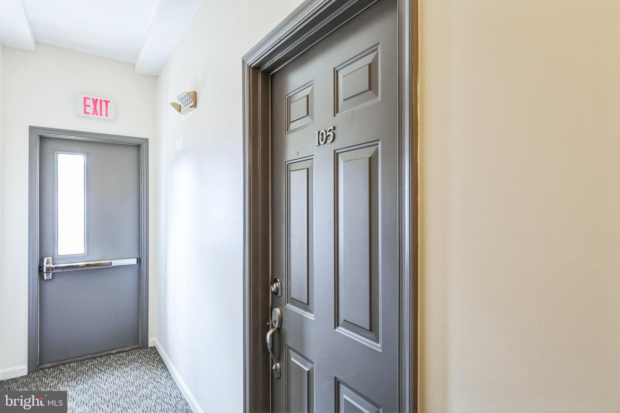 610 Irving Street Northwest, Unit 105 Washington, DC 20010 - Photo 2 of 28 a view of front door