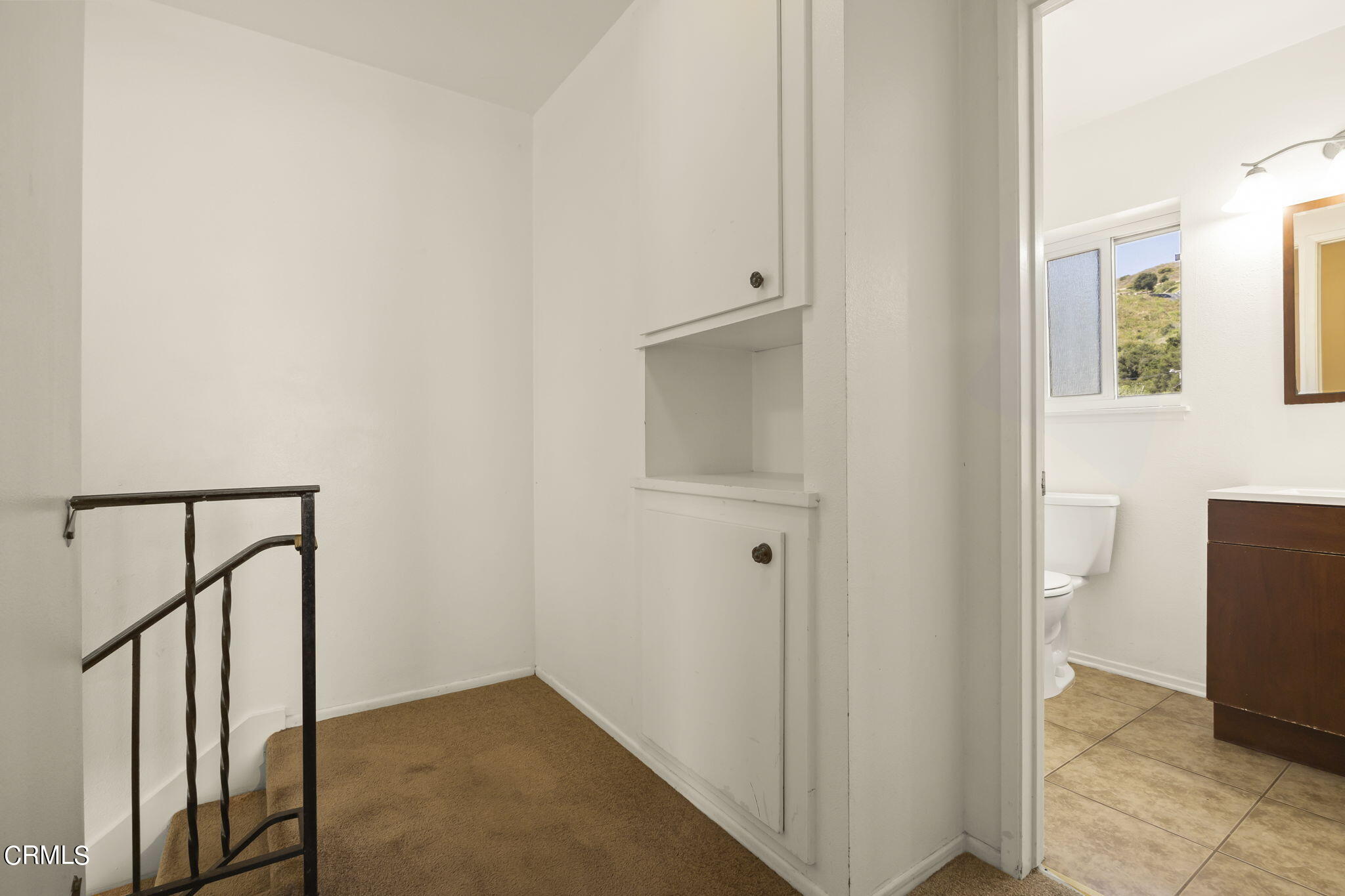 1106 Ojai Road Santa Paula, CA 93060 - Photo 38 of 45 a view of an entryway with wooden floor