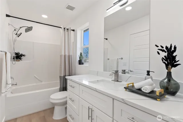 $799,777 | 8307 184th Avenue East, Bonney Lake, WA 98391