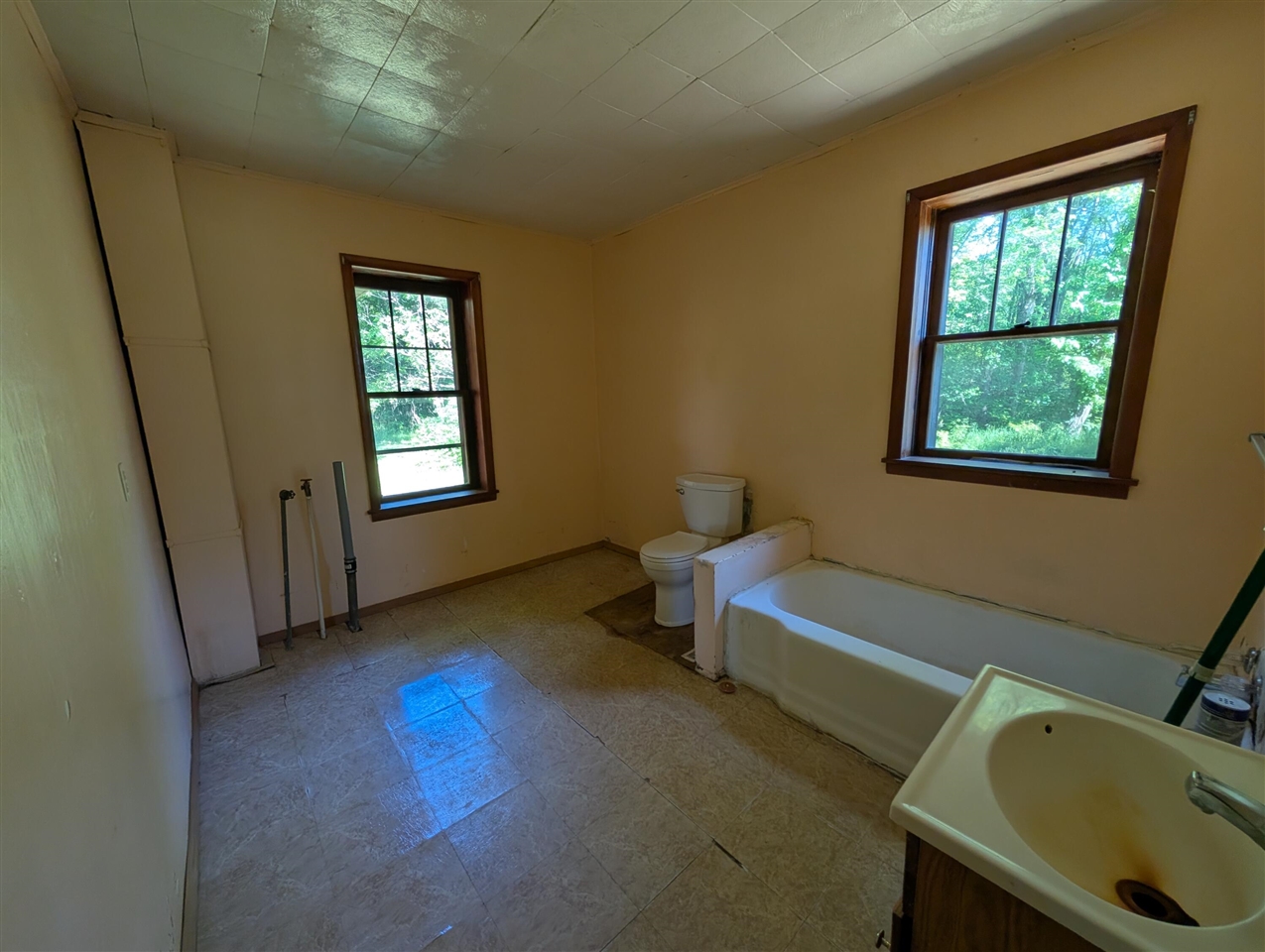 3909 Cloverville Road Fruitport, MI 49415 - Photo 13 of 40