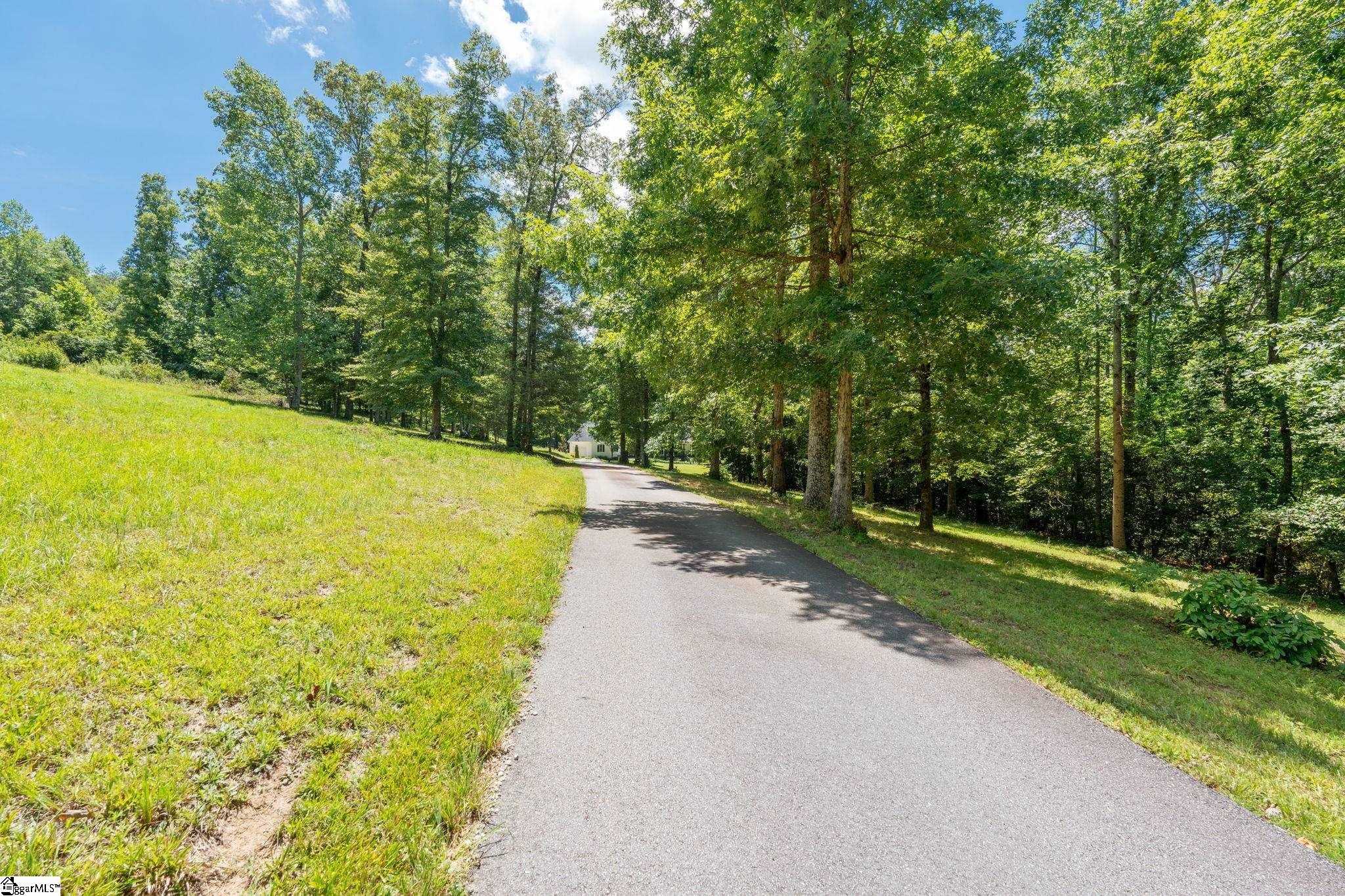 268 Garren Road Easley, SC 29640 - Photo 8 of 47