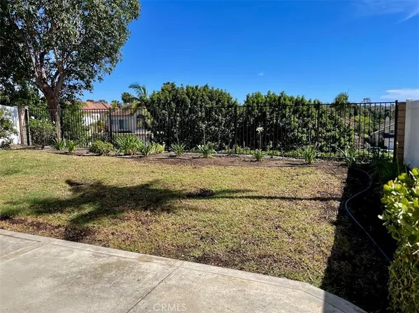 $5,500 | 24922 Eaton Lane, Laguna Niguel, CA 92677