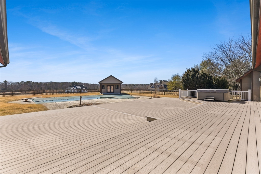 5 Friend Street Assonet, MA 02702 - Photo 37 of 42 Gallery Image 37