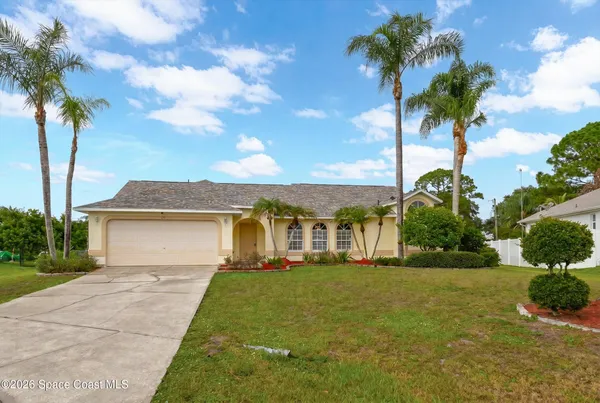 $359,900 | 541 Tuttle Court Southeast, Palm Bay, FL 32909